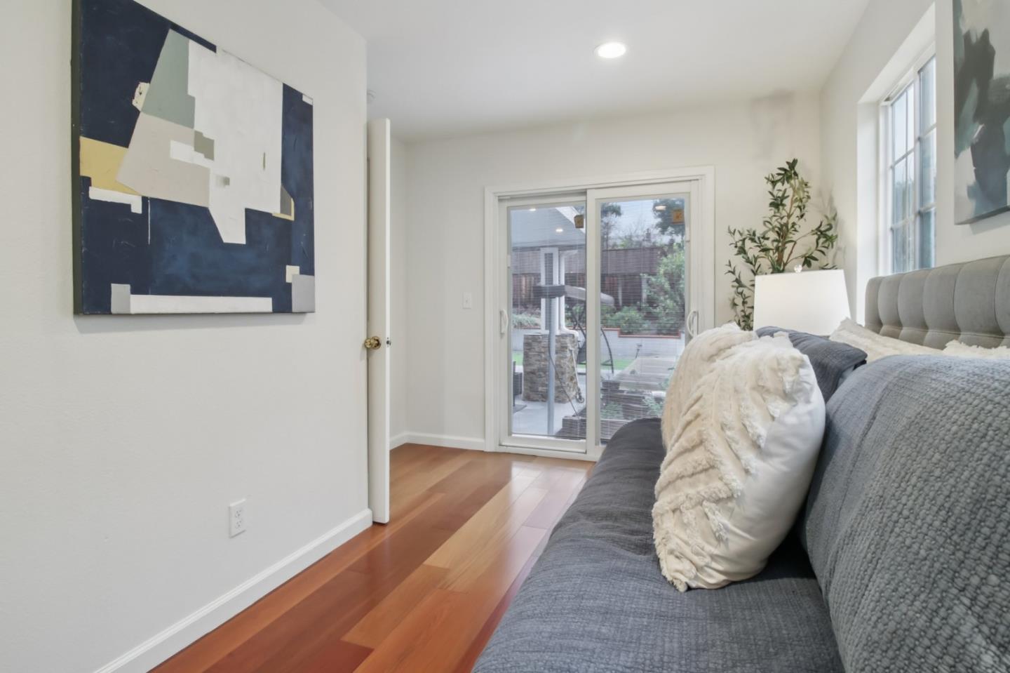 4142 Littleworth Way