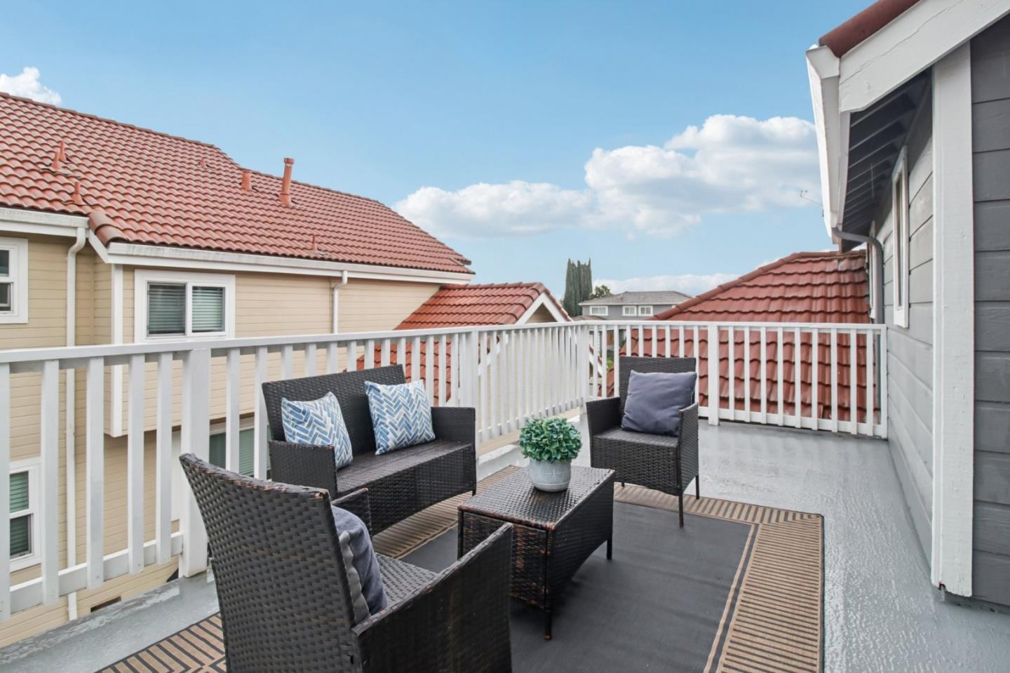 4142 Littleworth Way