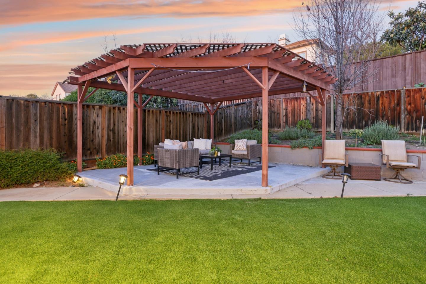 4142 Littleworth Way