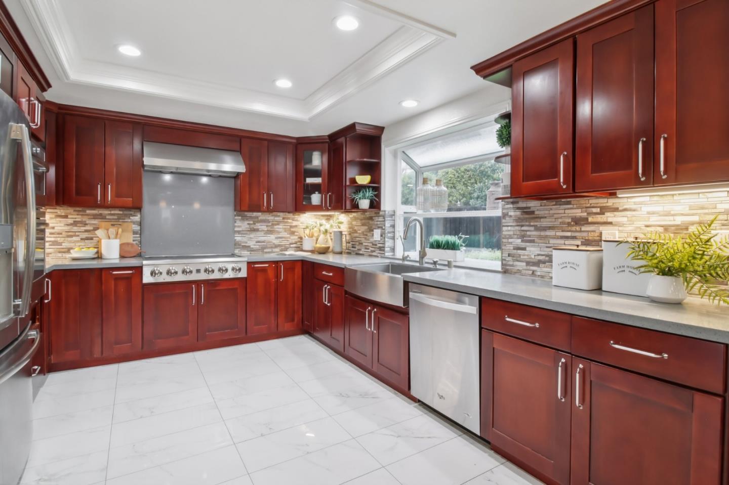 4142 Littleworth Way