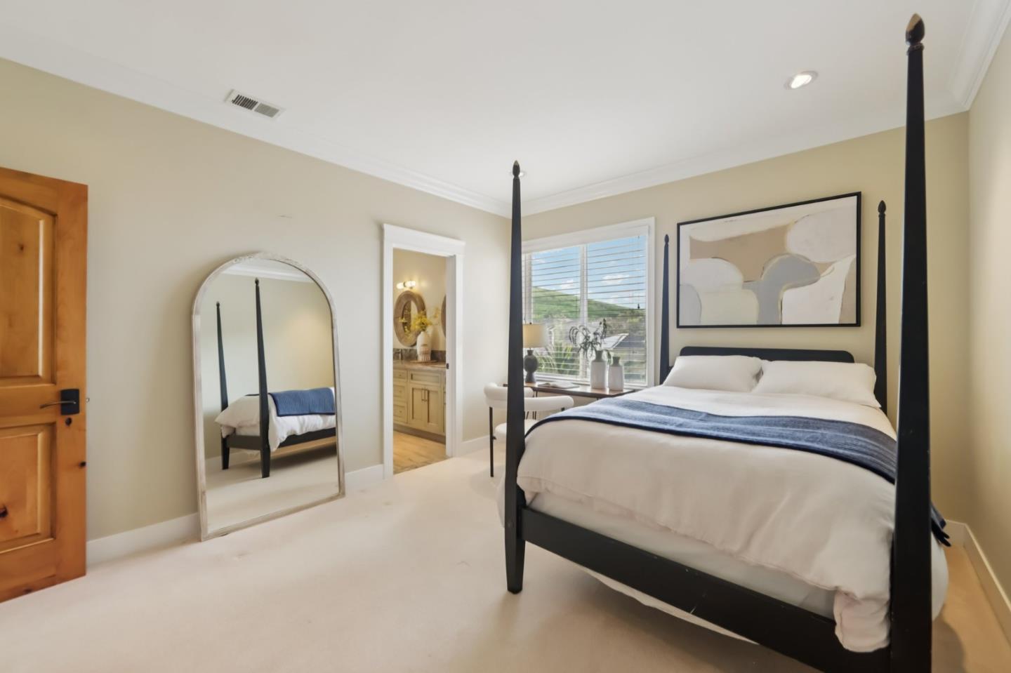 5106 Eastbourne Drive