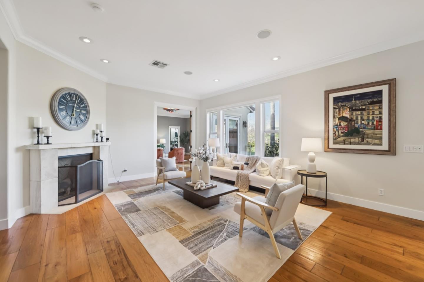 5106 Eastbourne Drive