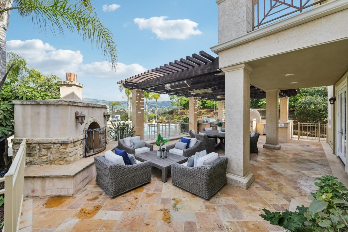 5106 Eastbourne Drive