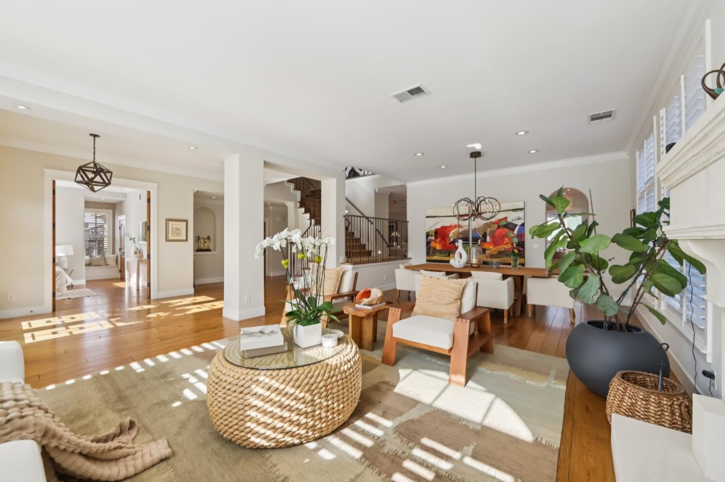 5106 Eastbourne Drive