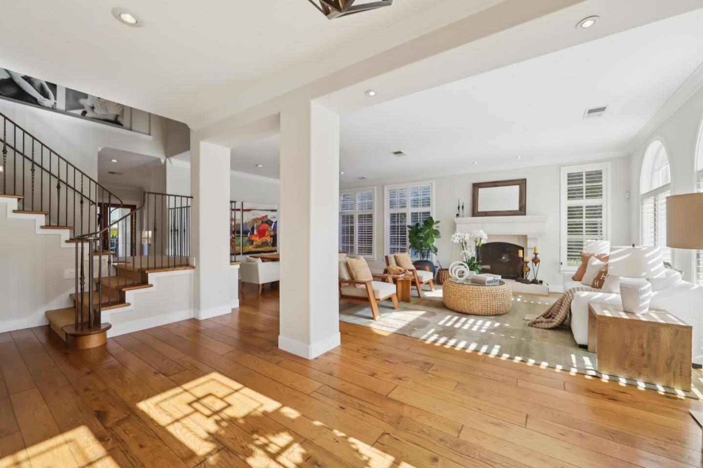 5106 Eastbourne Drive