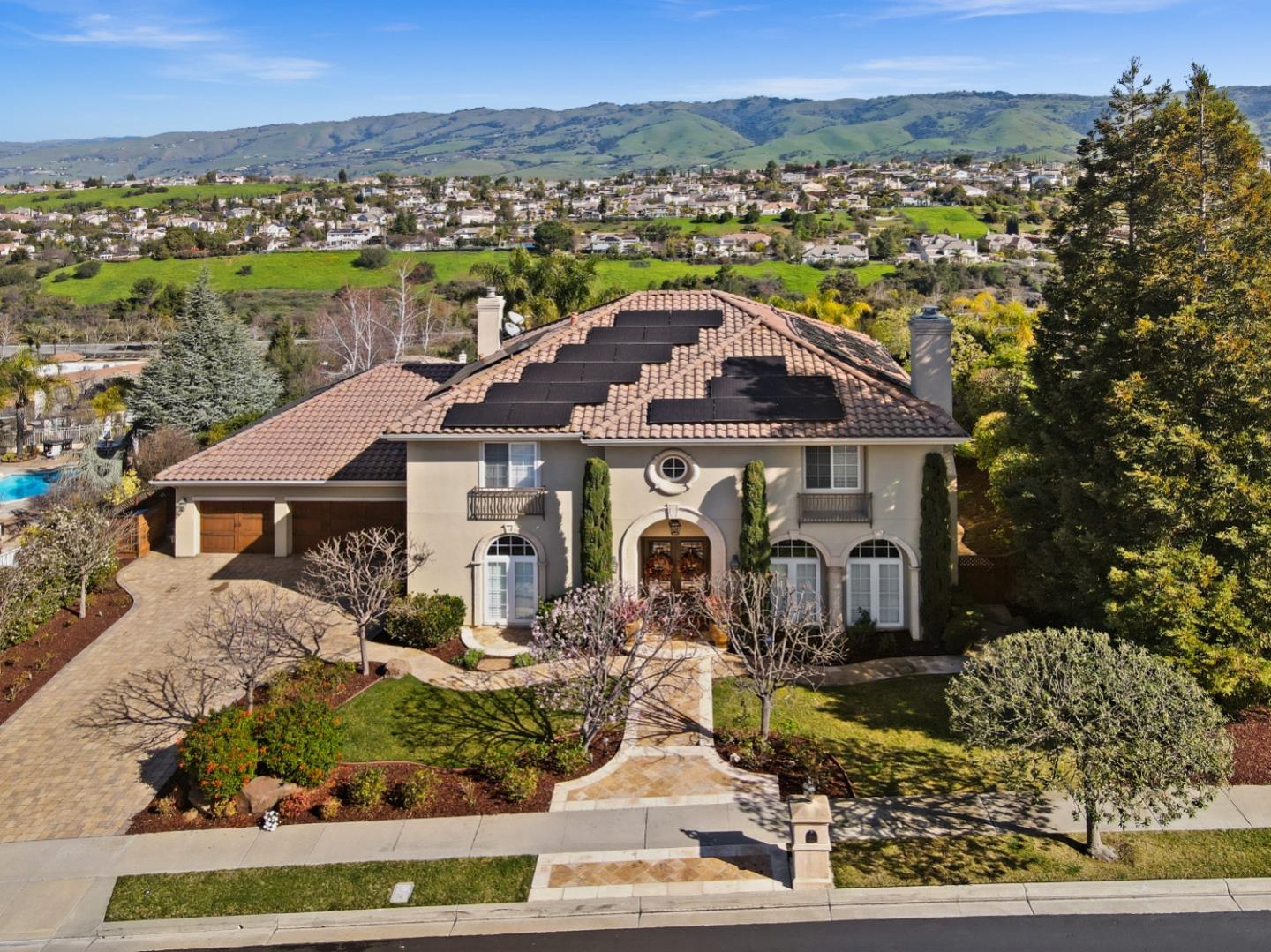 5106 Eastbourne Drive