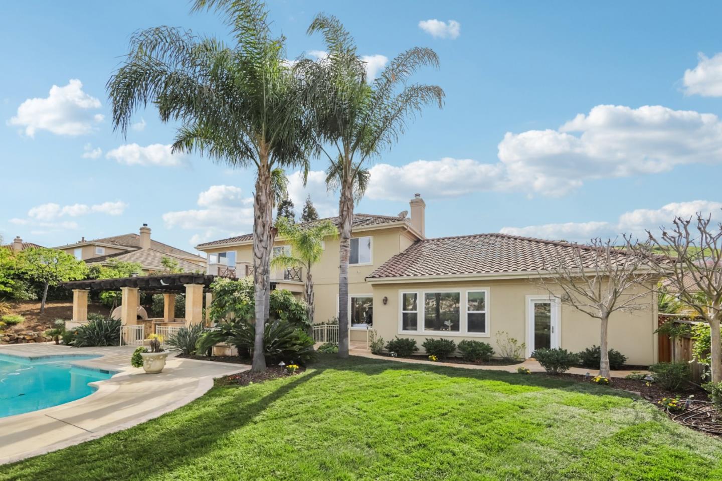 5106 Eastbourne Drive