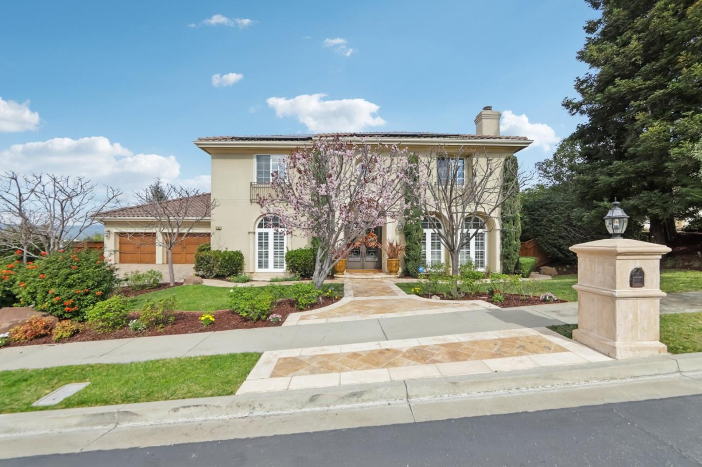 5106 Eastbourne Drive