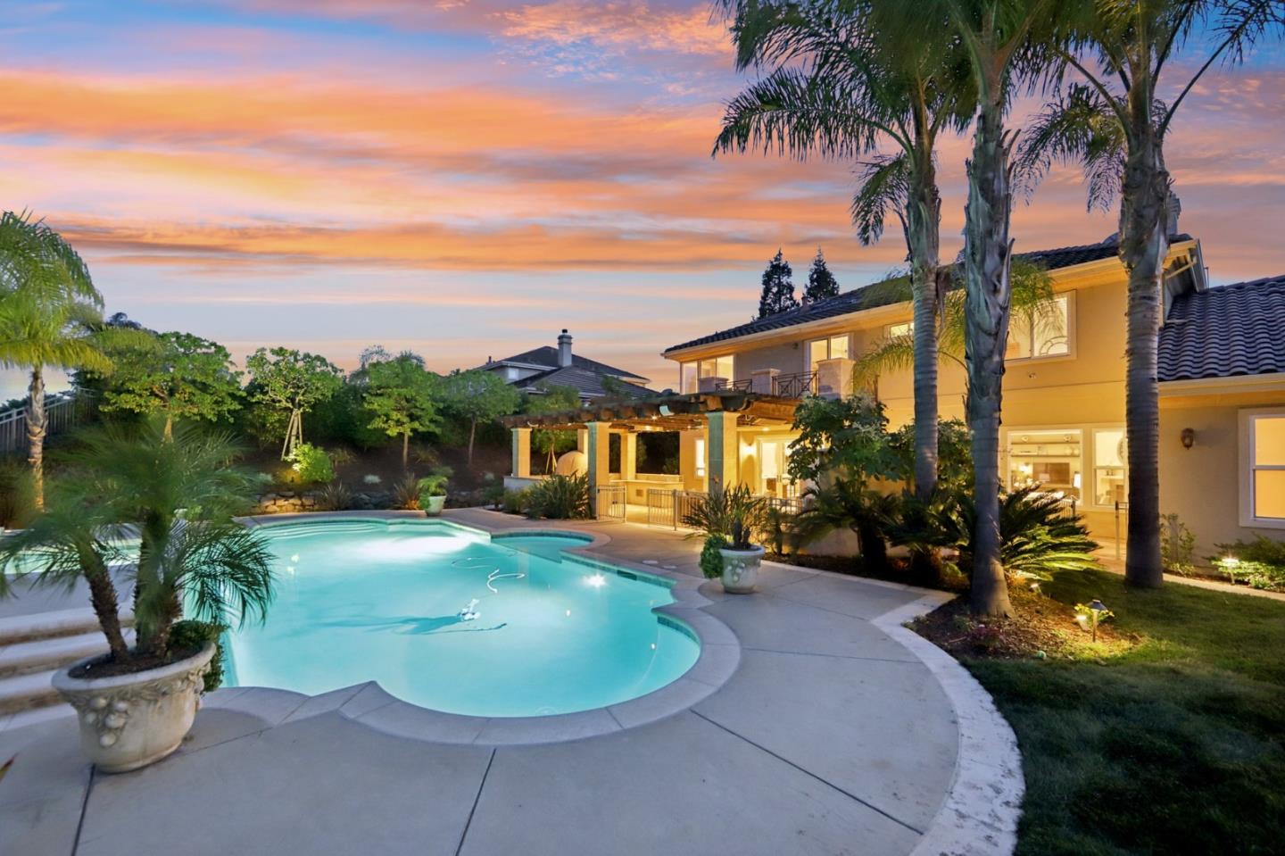 5106 Eastbourne Drive