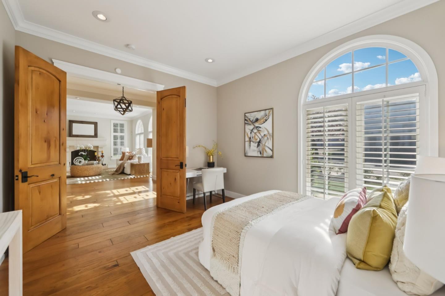 5106 Eastbourne Drive