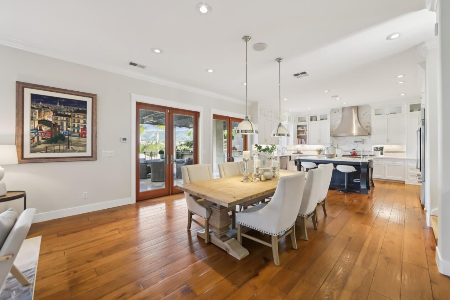 5106 Eastbourne Drive