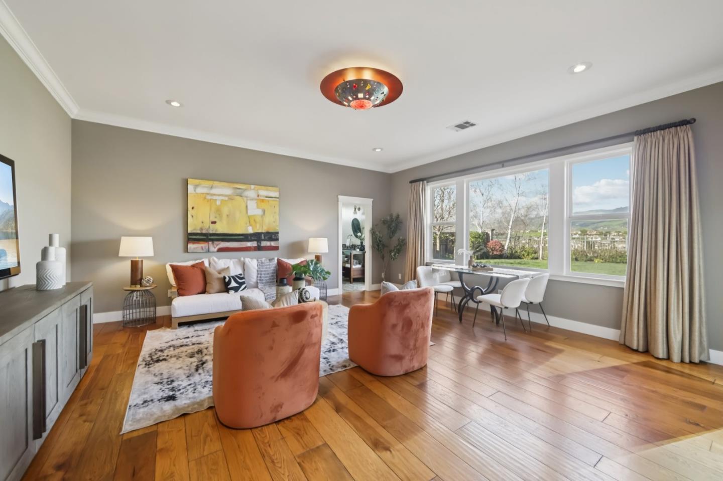 5106 Eastbourne Drive