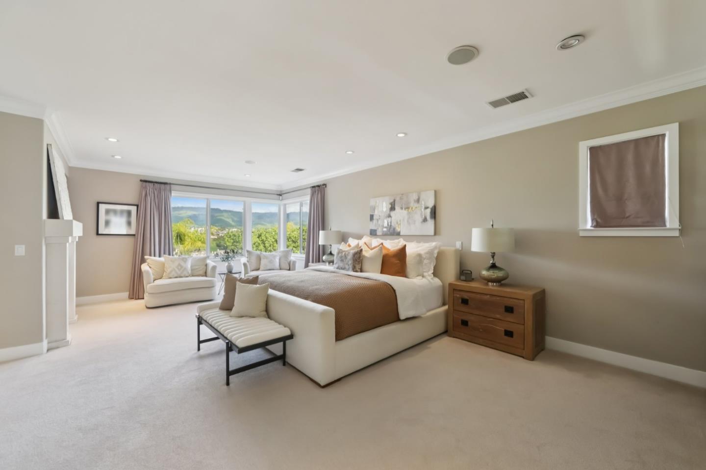 5106 Eastbourne Drive