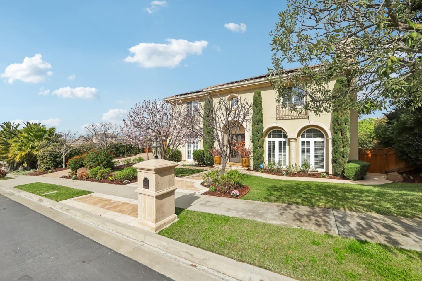 5106 Eastbourne Drive