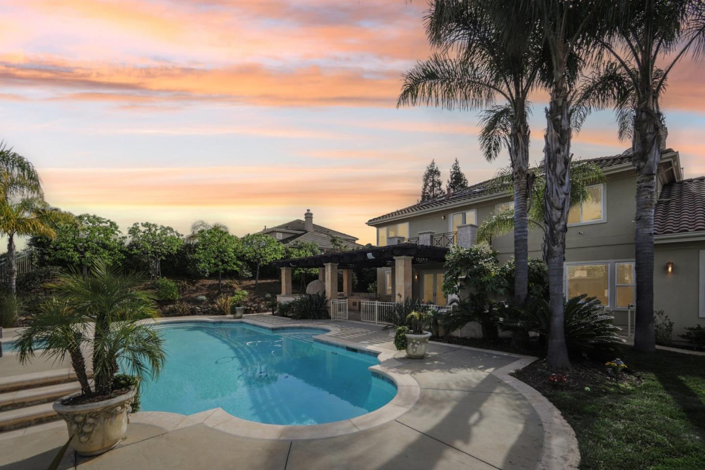 5106 Eastbourne Drive