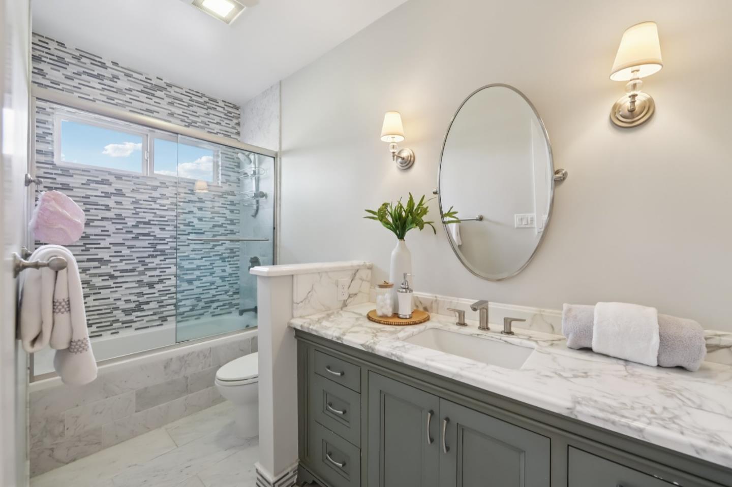 5106 Eastbourne Drive