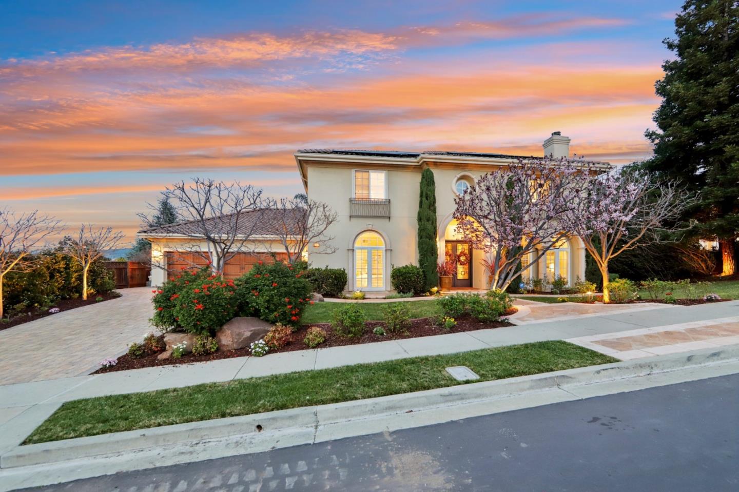 5106 Eastbourne Drive