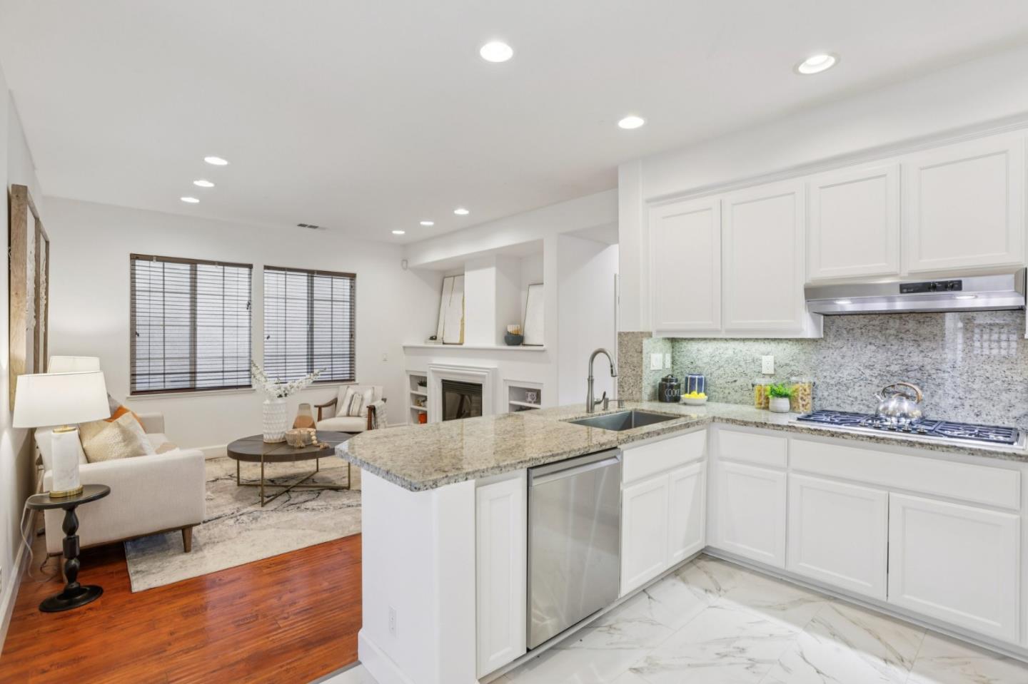 3866 Evangelho Circle