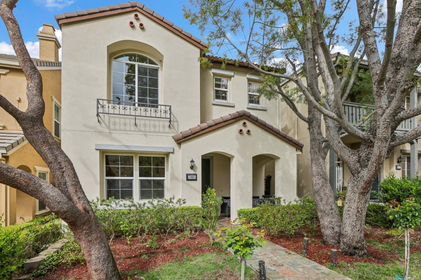 3866 Evangelho Circle