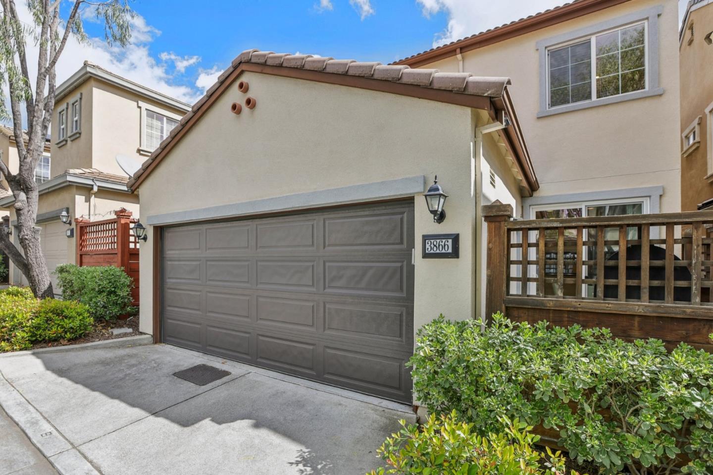 3866 Evangelho Circle