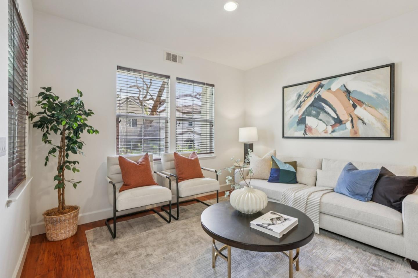 3866 Evangelho Circle