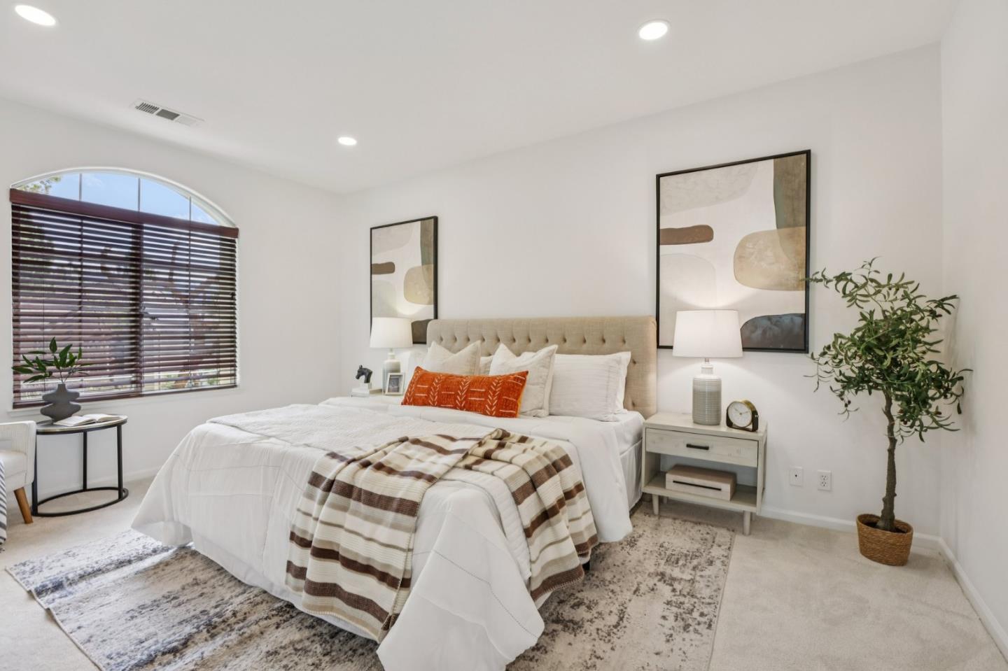 3866 Evangelho Circle
