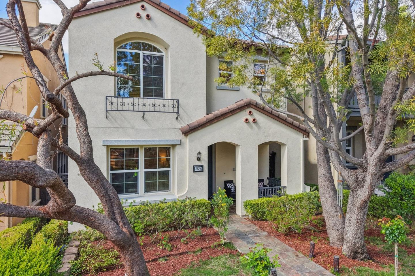 3866 Evangelho Circle