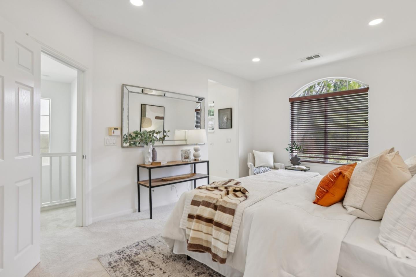 3866 Evangelho Circle