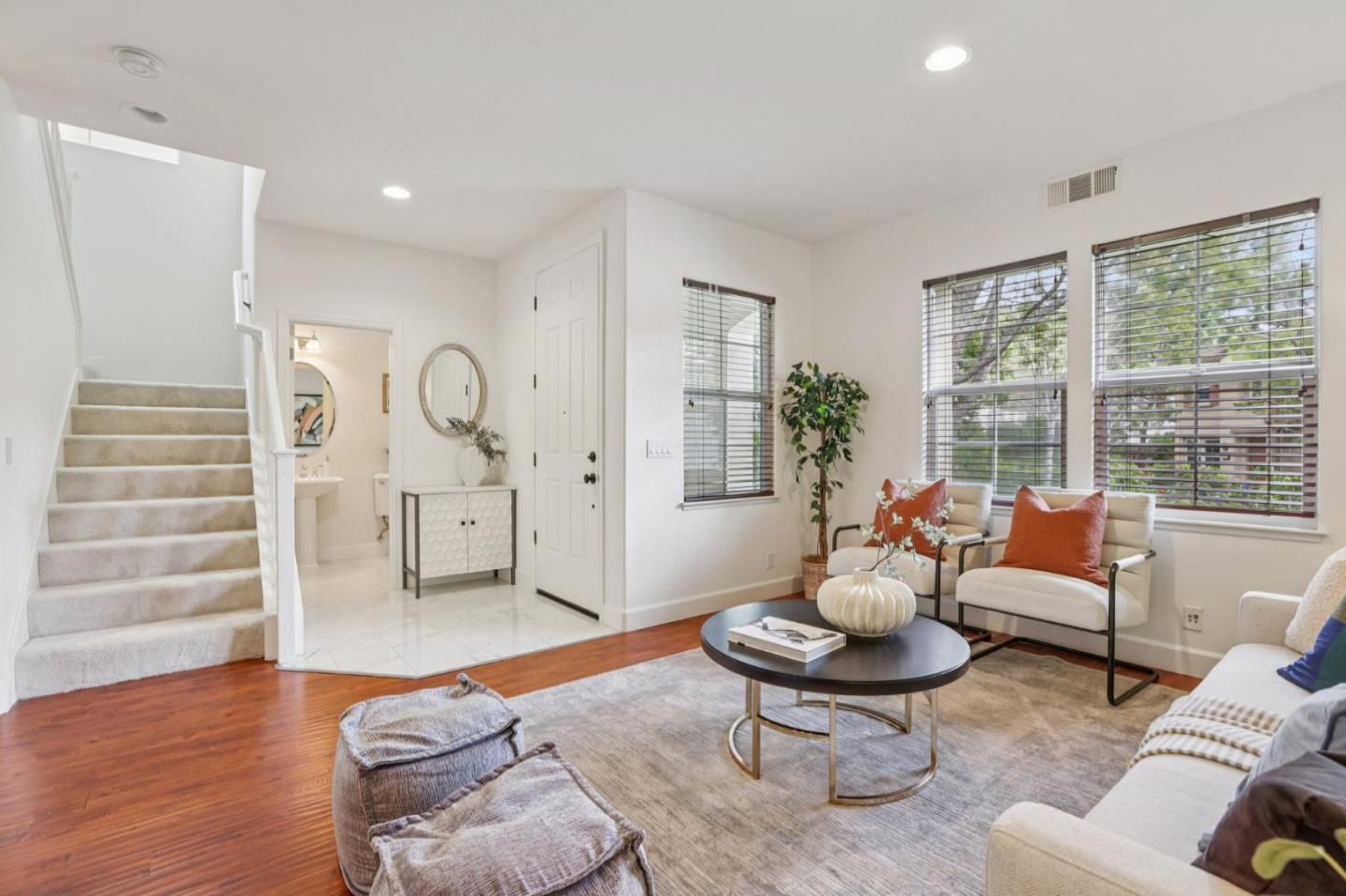 3866 Evangelho Circle