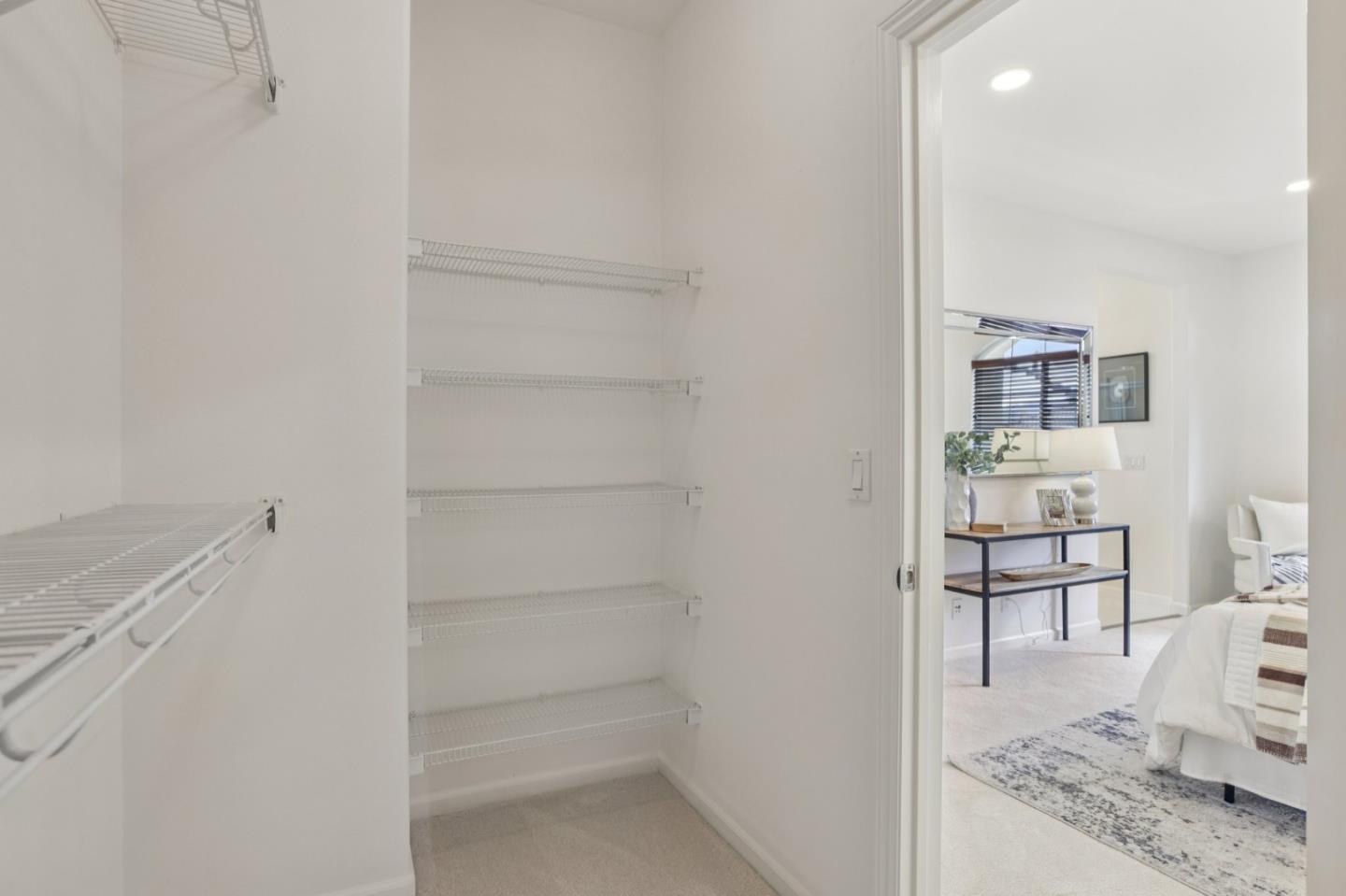 3866 Evangelho Circle