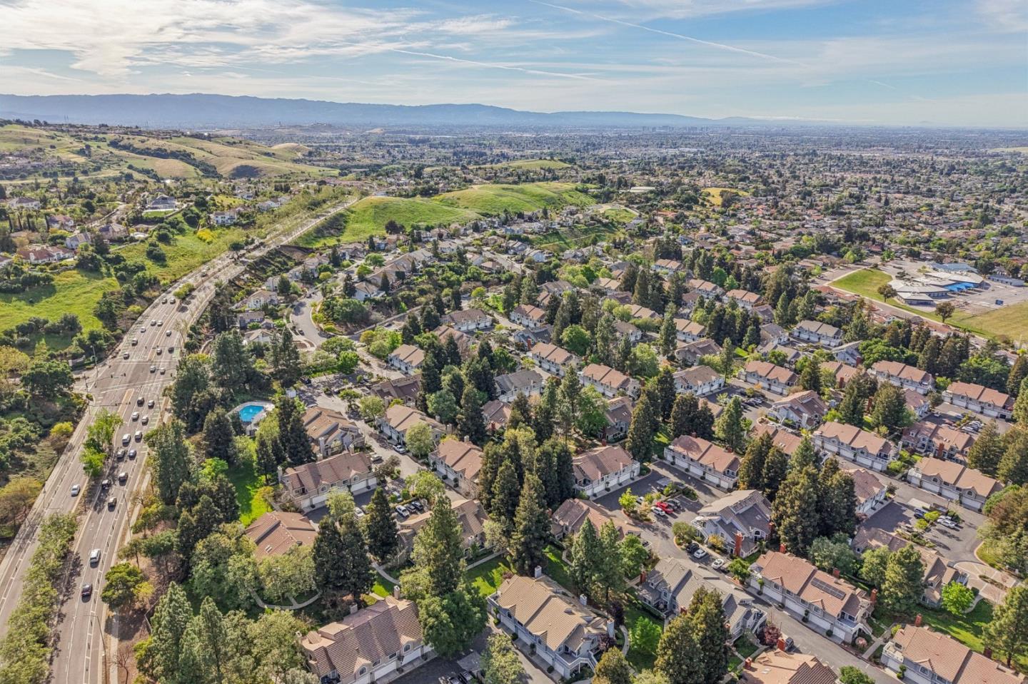 2890 Buena Crest Court