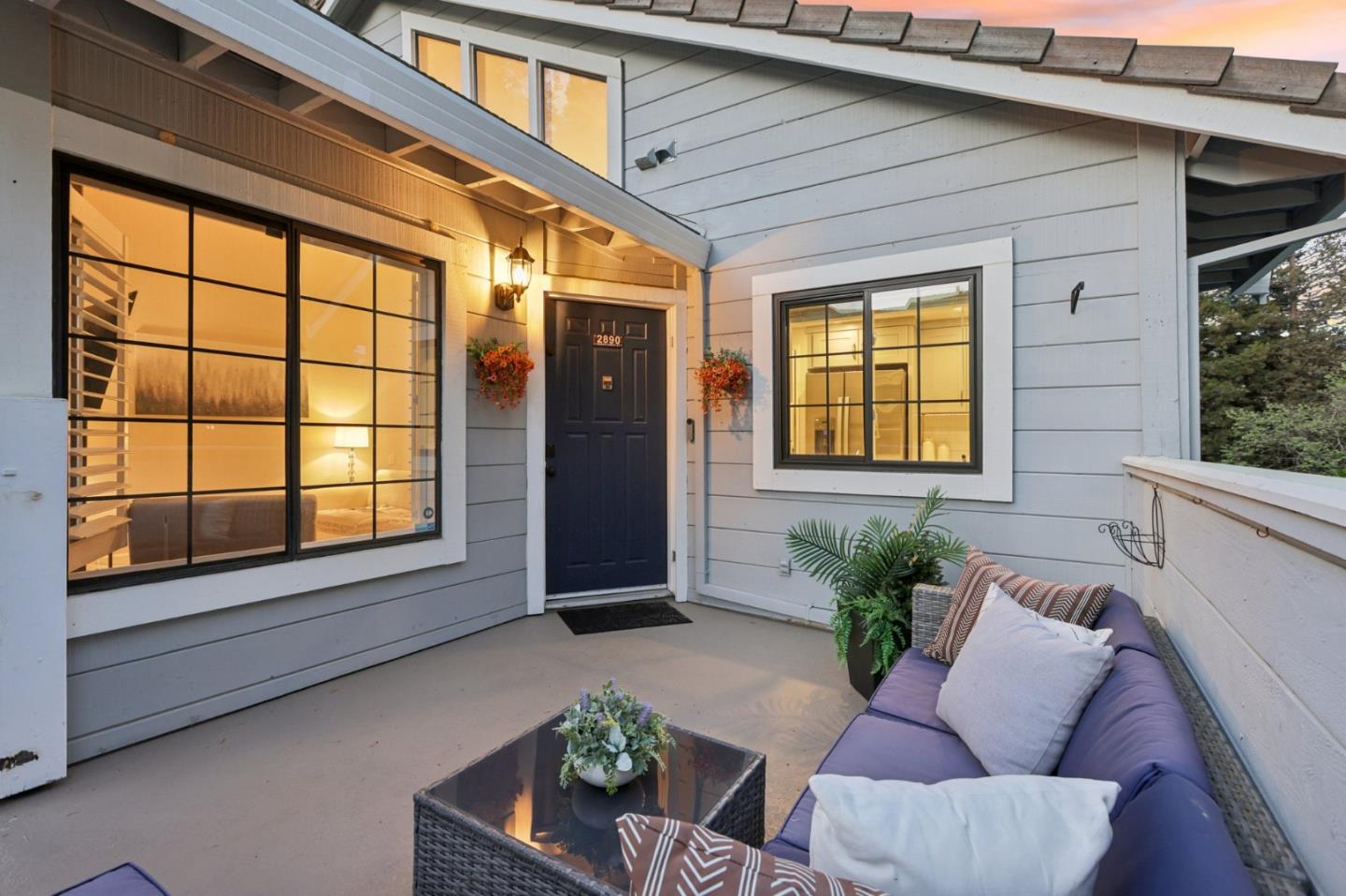 2890 Buena Crest Court