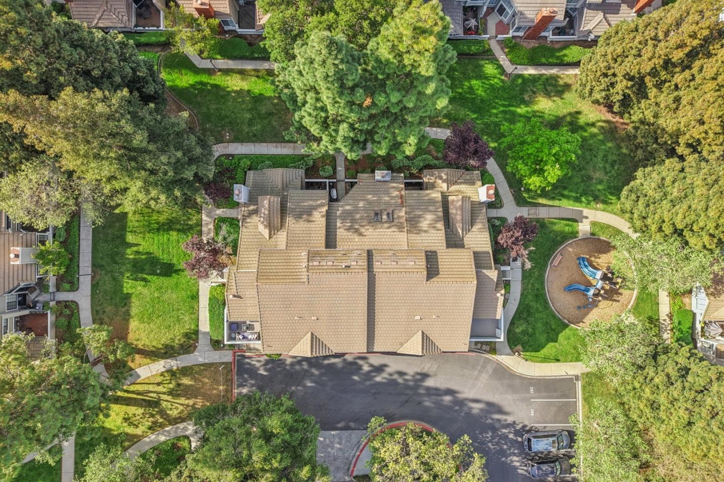 2890 Buena Crest Court