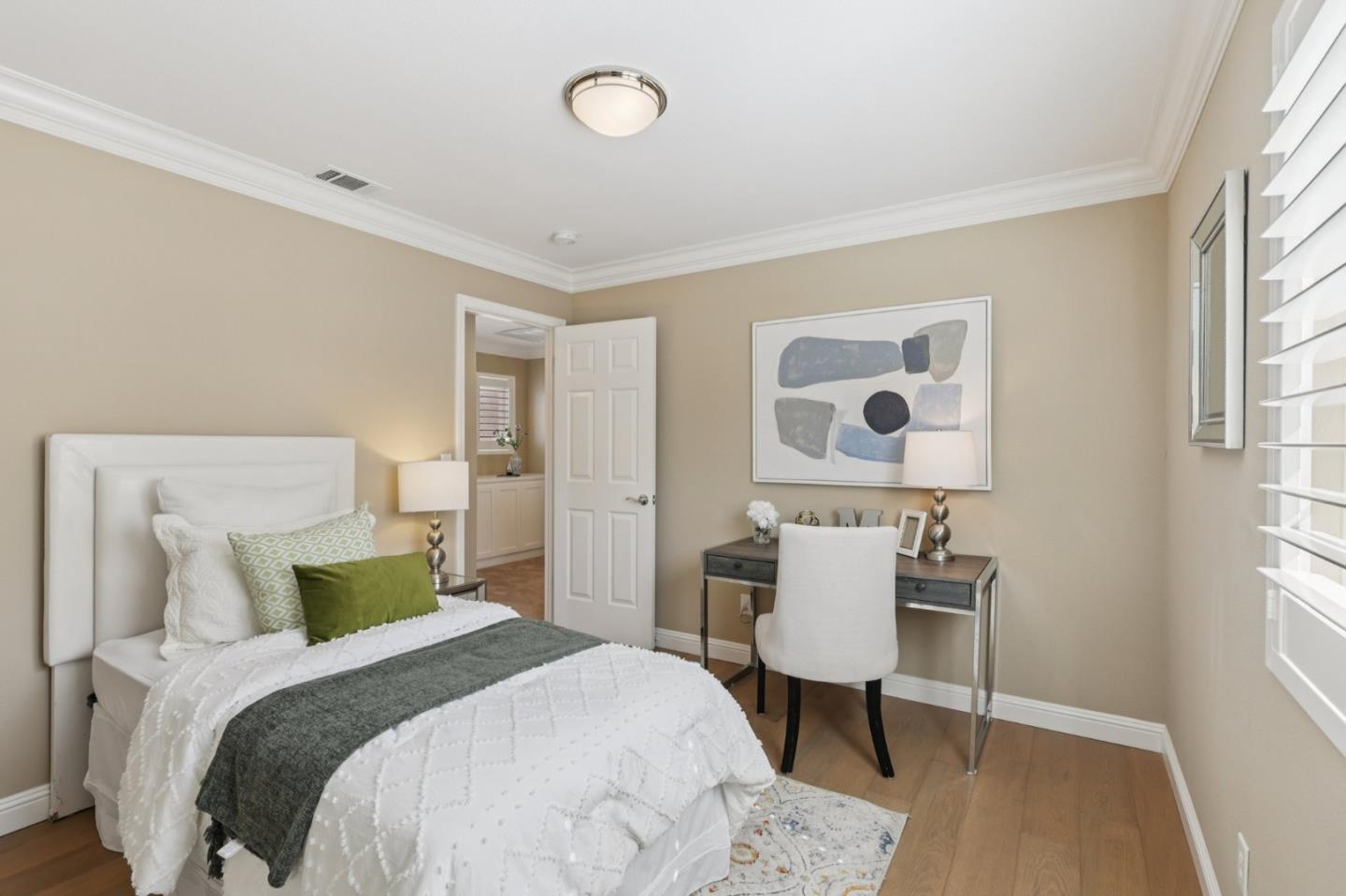 2222 Montevoit Court