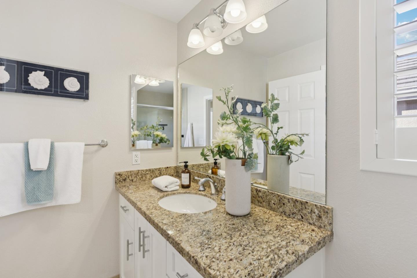 2222 Montevoit Court