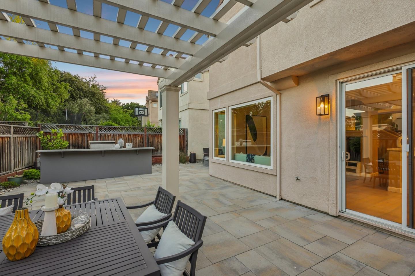 2222 Montevoit Court