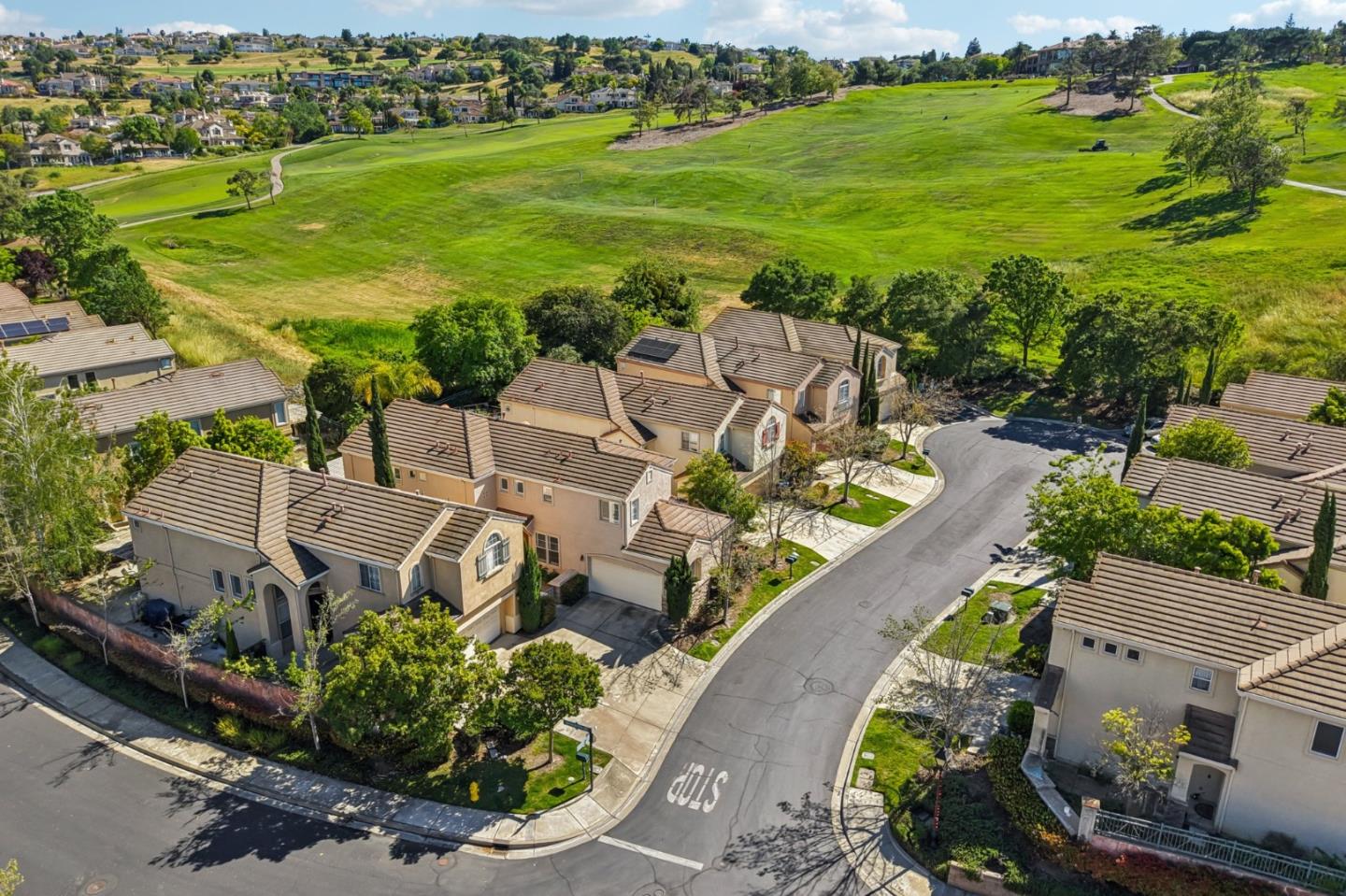 2222 Montevoit Court