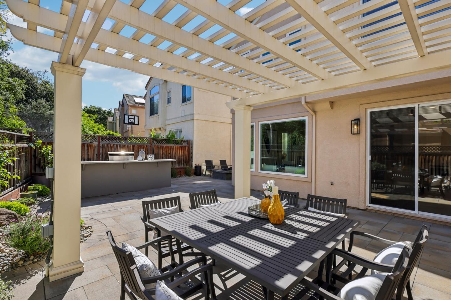 2222 Montevoit Court