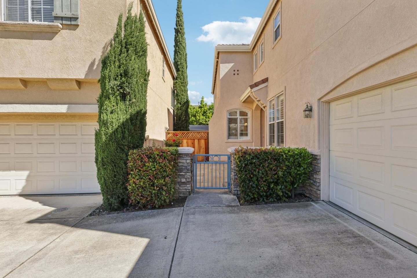 2222 Montevoit Court