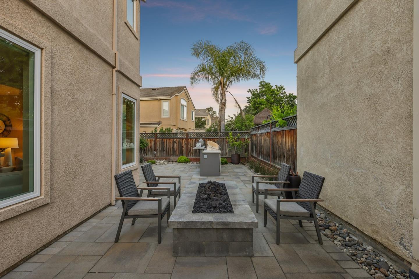 2222 Montevoit Court