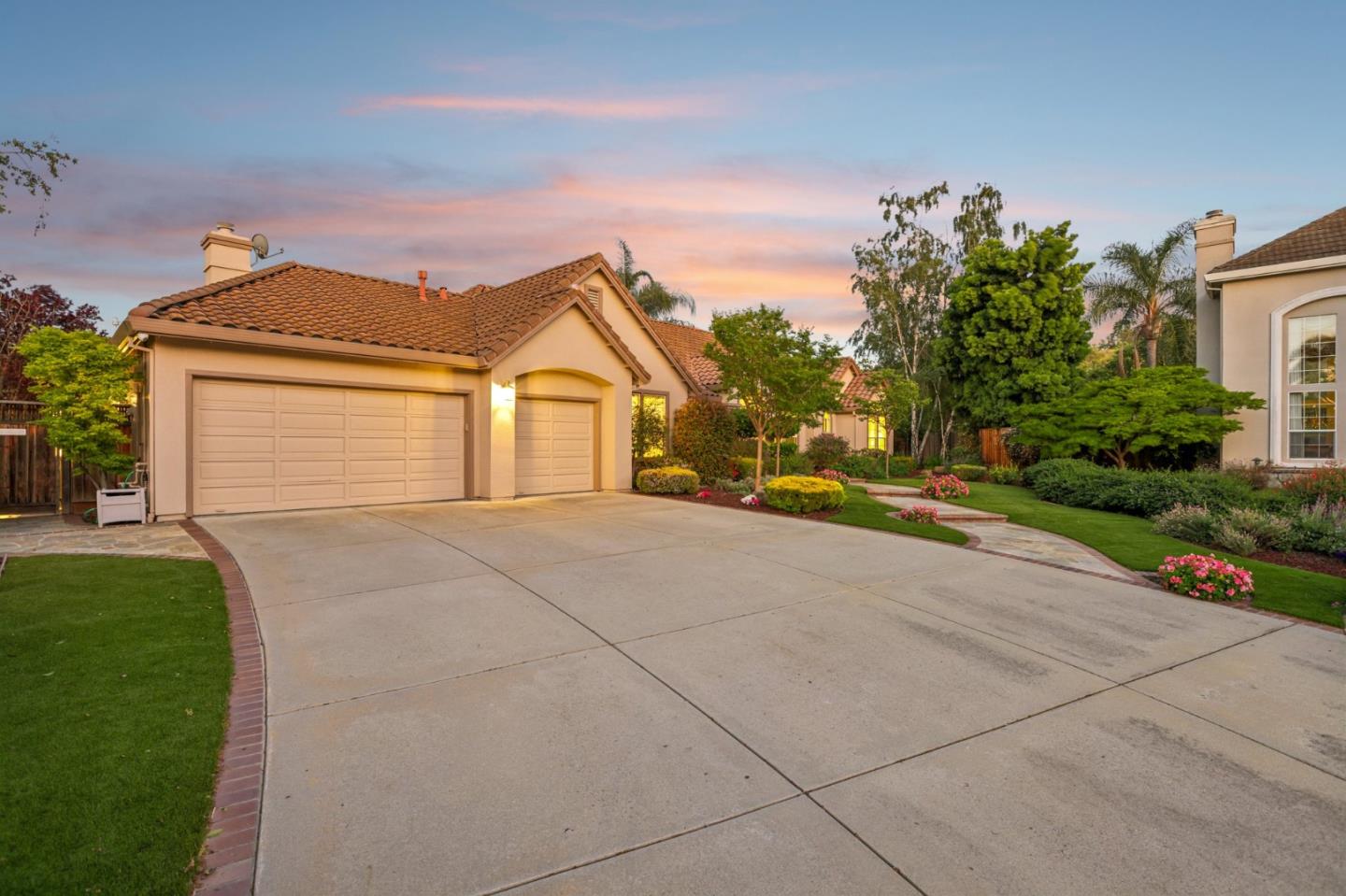 2198 Hillstone Drive