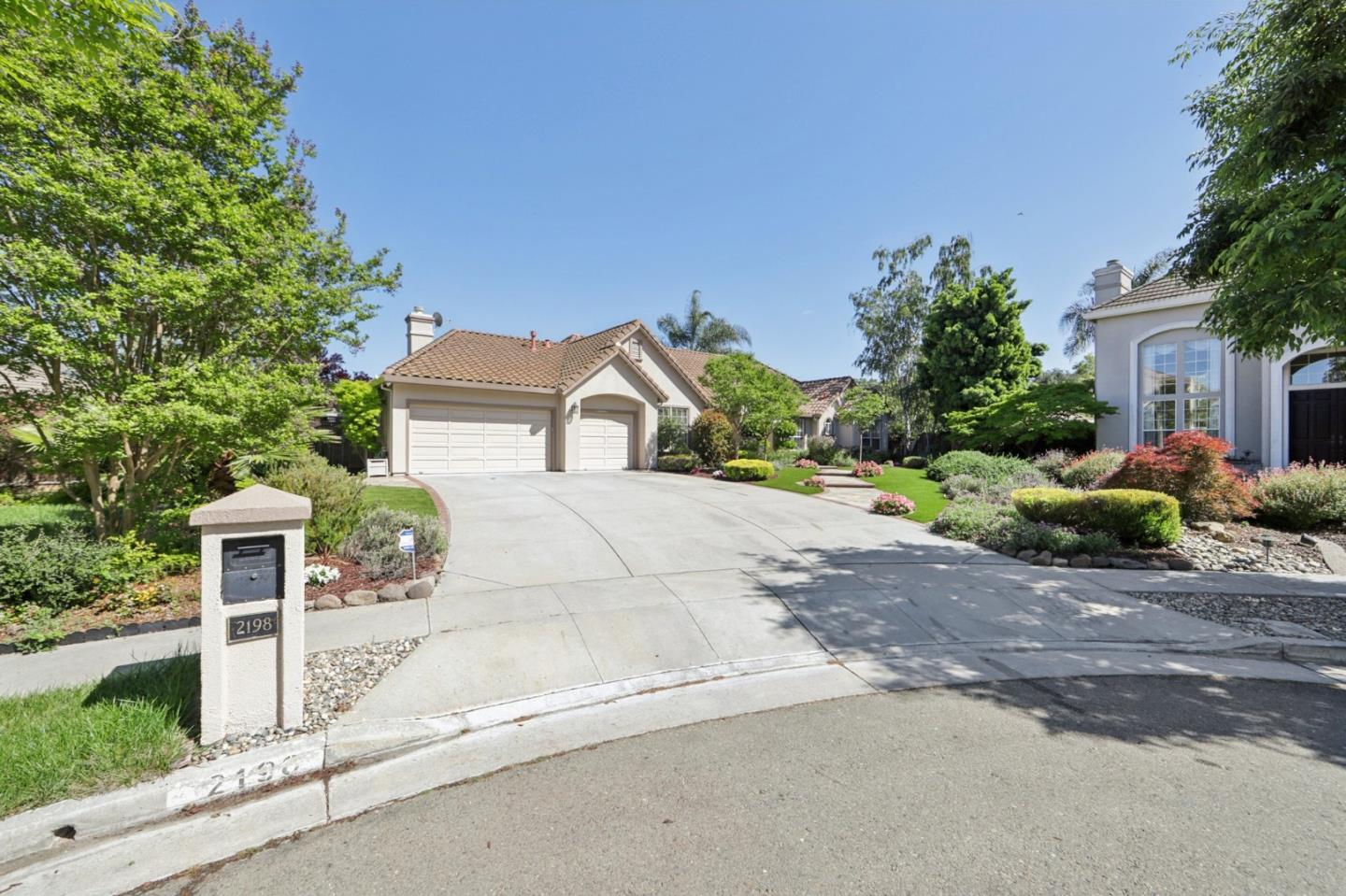 2198 Hillstone Drive