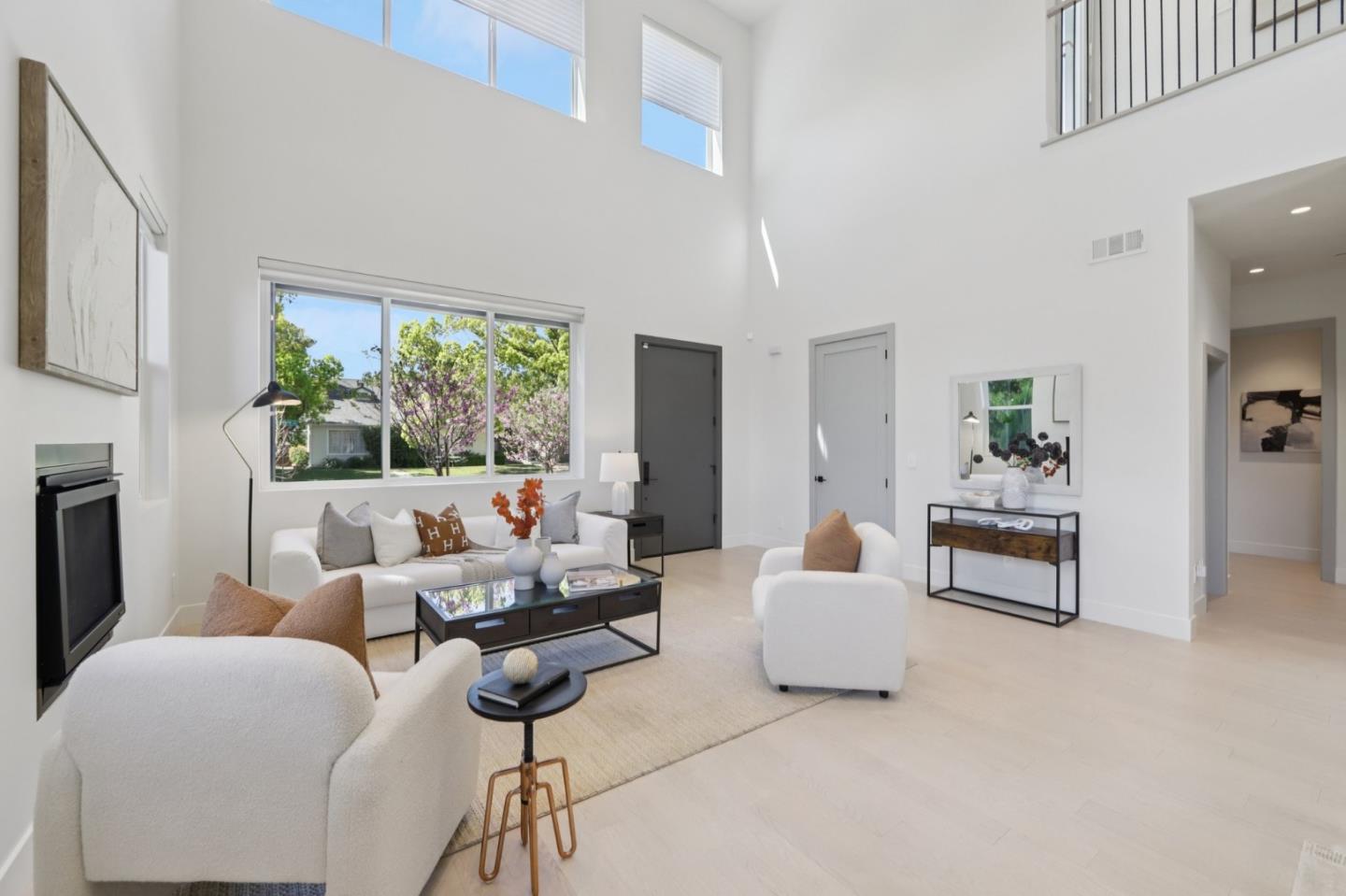 2446 Westgate Avenue