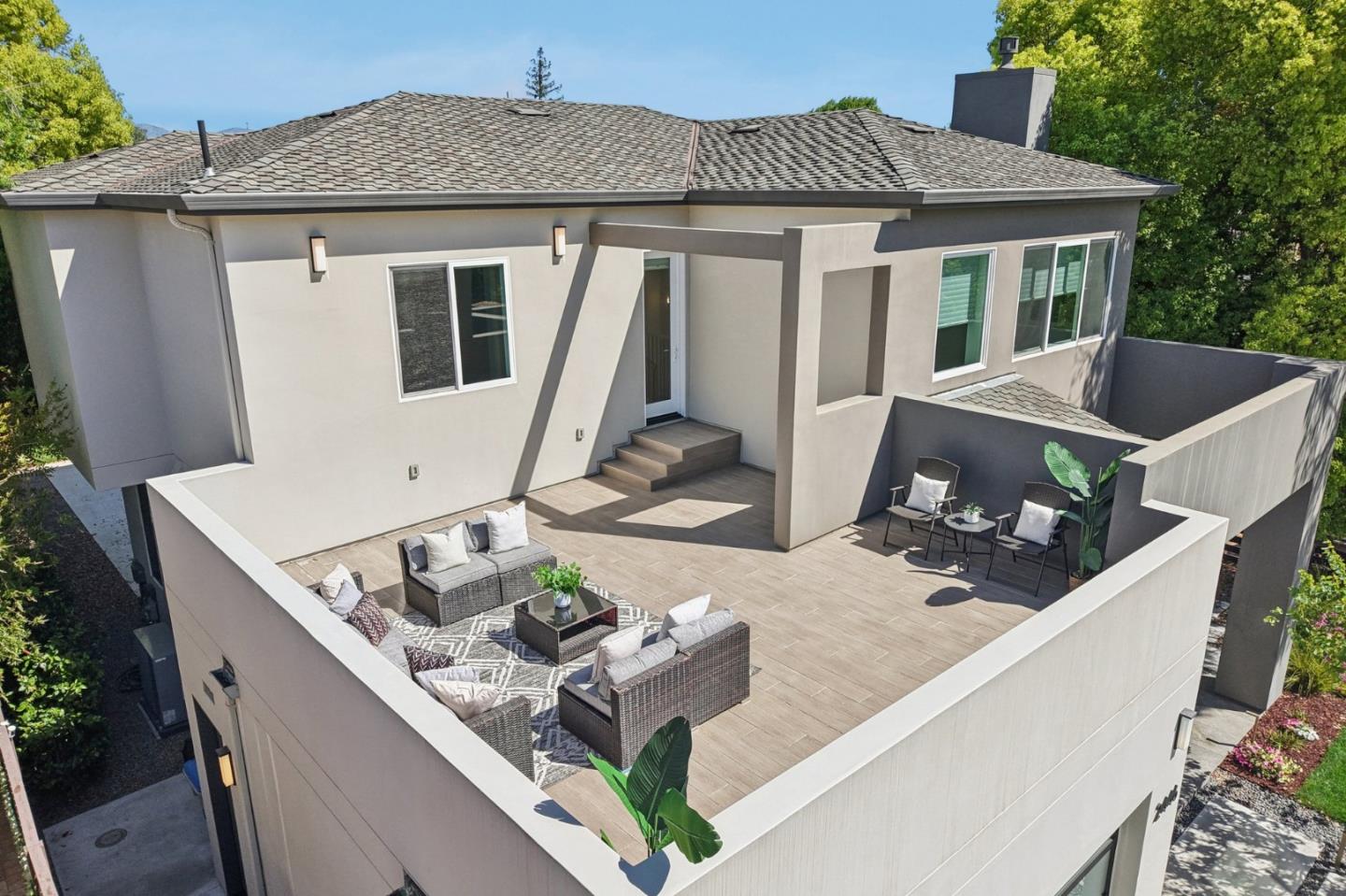 2446 Westgate Avenue