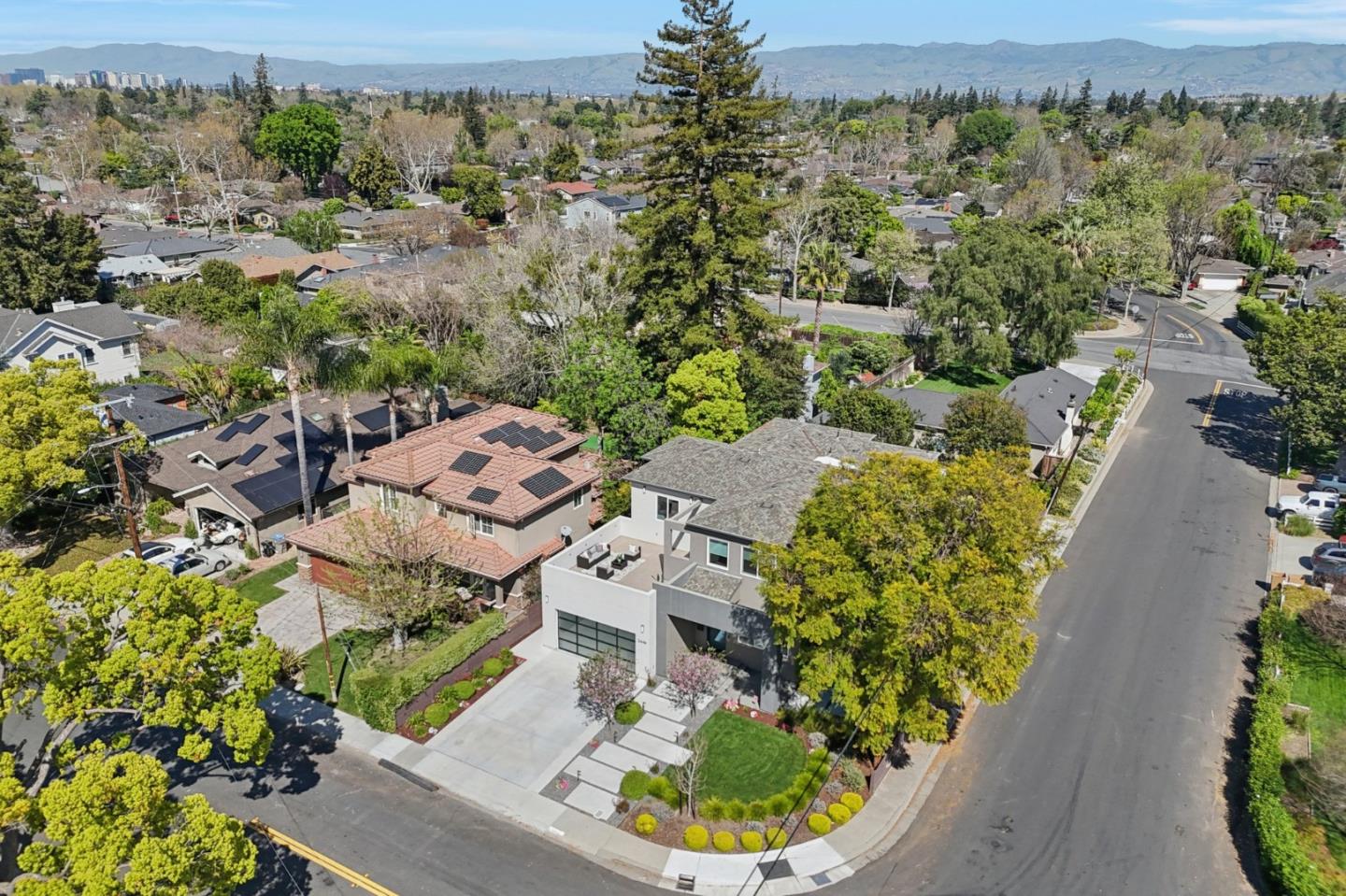 2446 Westgate Avenue