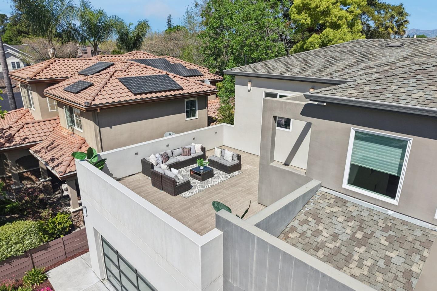 2446 Westgate Avenue