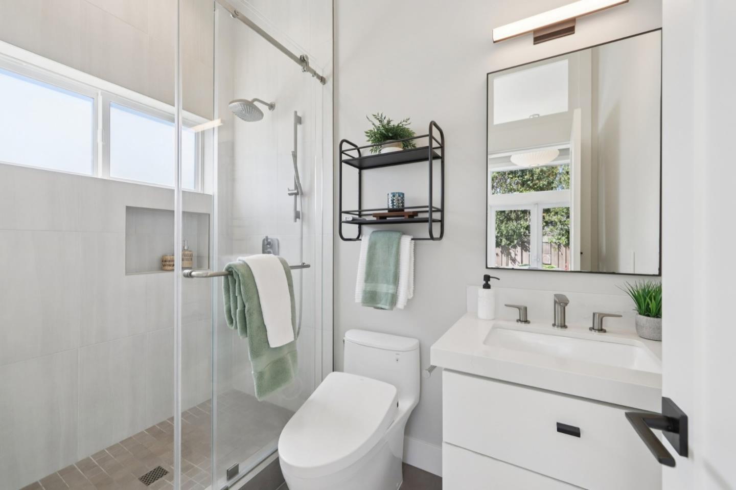 2446 Westgate Avenue