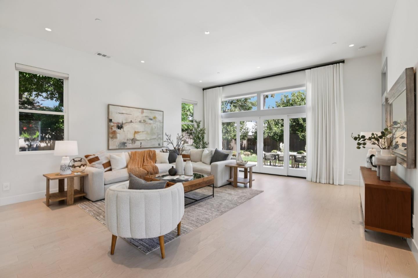 2446 Westgate Avenue