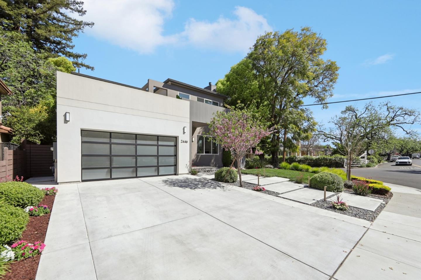 2446 Westgate Avenue