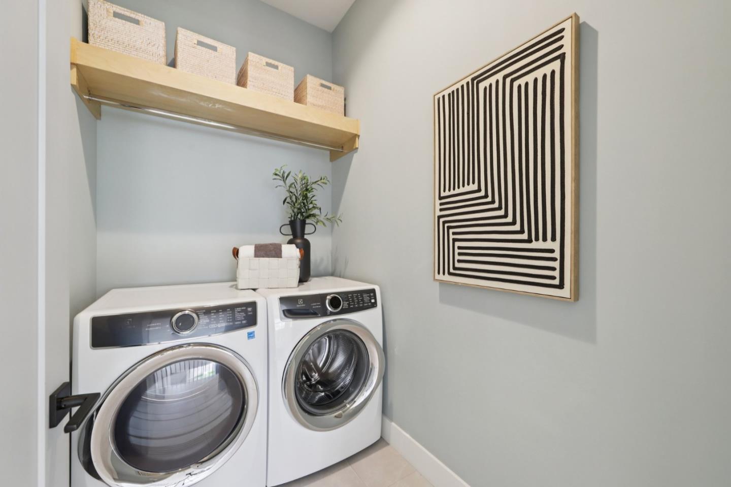 2446 Westgate Avenue